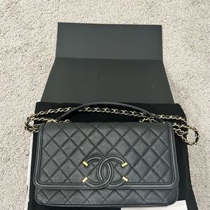 SOLD (PRICE FIRM )Quilted Medium CC Filigree Flap Black